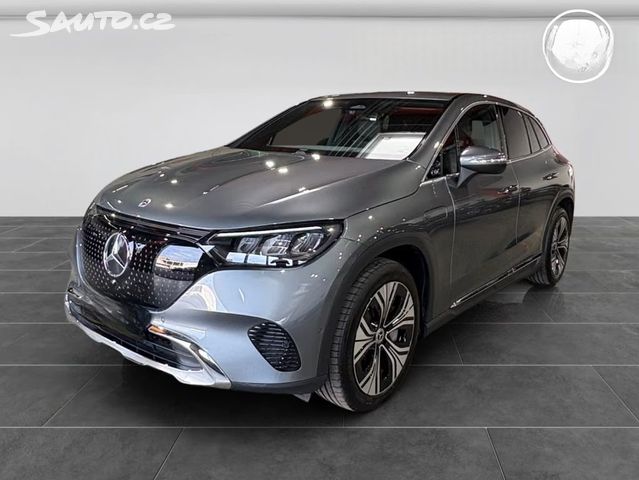 Mercedes EQE